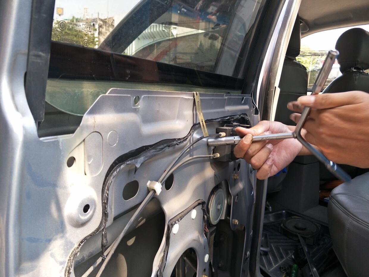 Auto power window repair